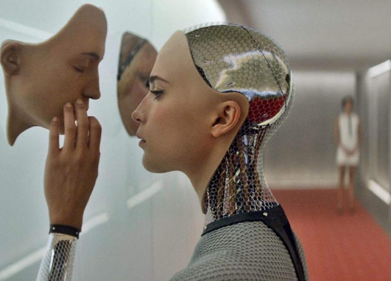 Ex machina, dirigida por Alex Garland