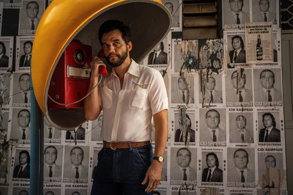 Kleber Mendonça Filho entrega una película fría